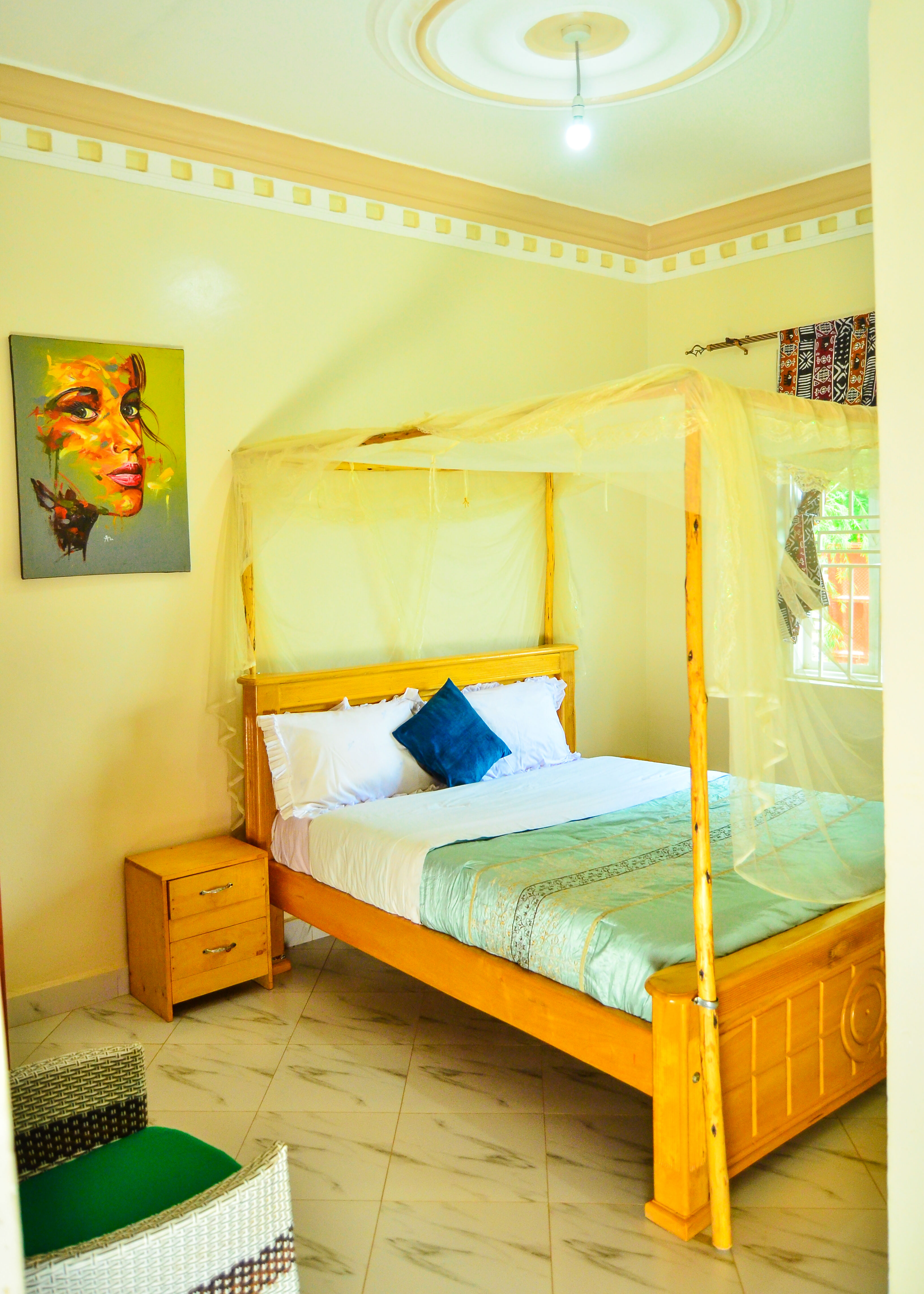 The Horizon Room (Top Floor –  Room 1)